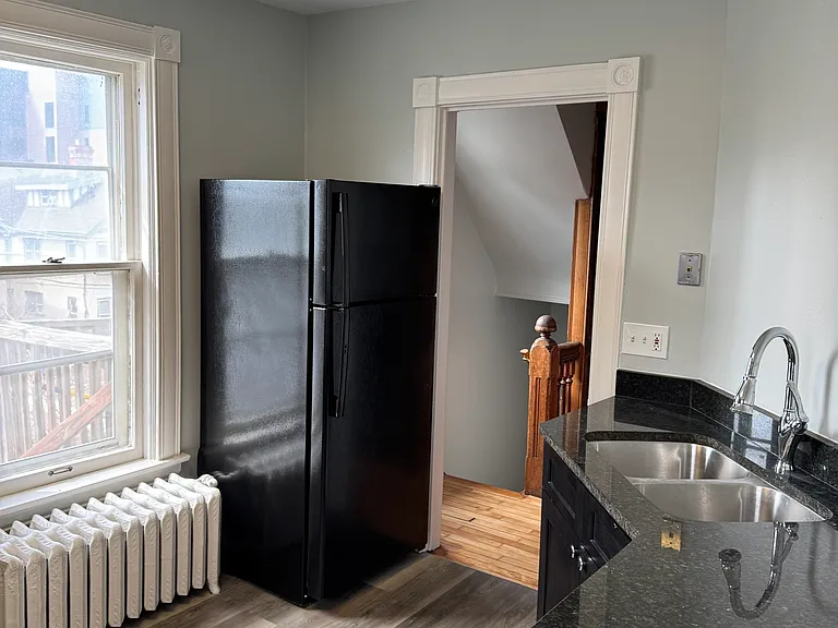 3020 James Ave S #3 — Photo 15