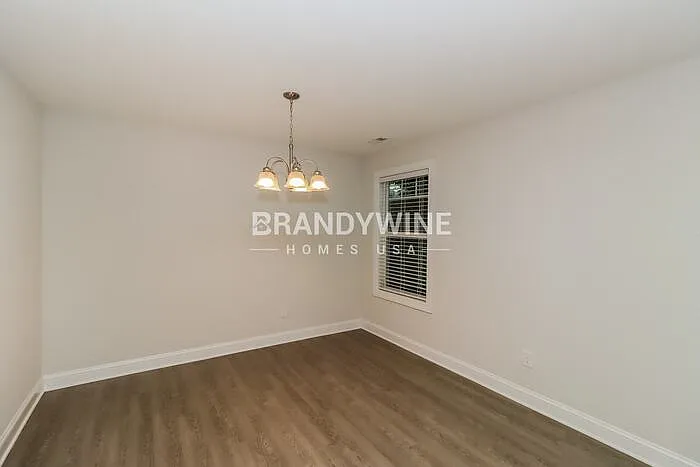 281 Southcircle Dr NW — Photo 7