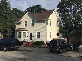 32 Varnum Ave, Pawtucket, RI 02860