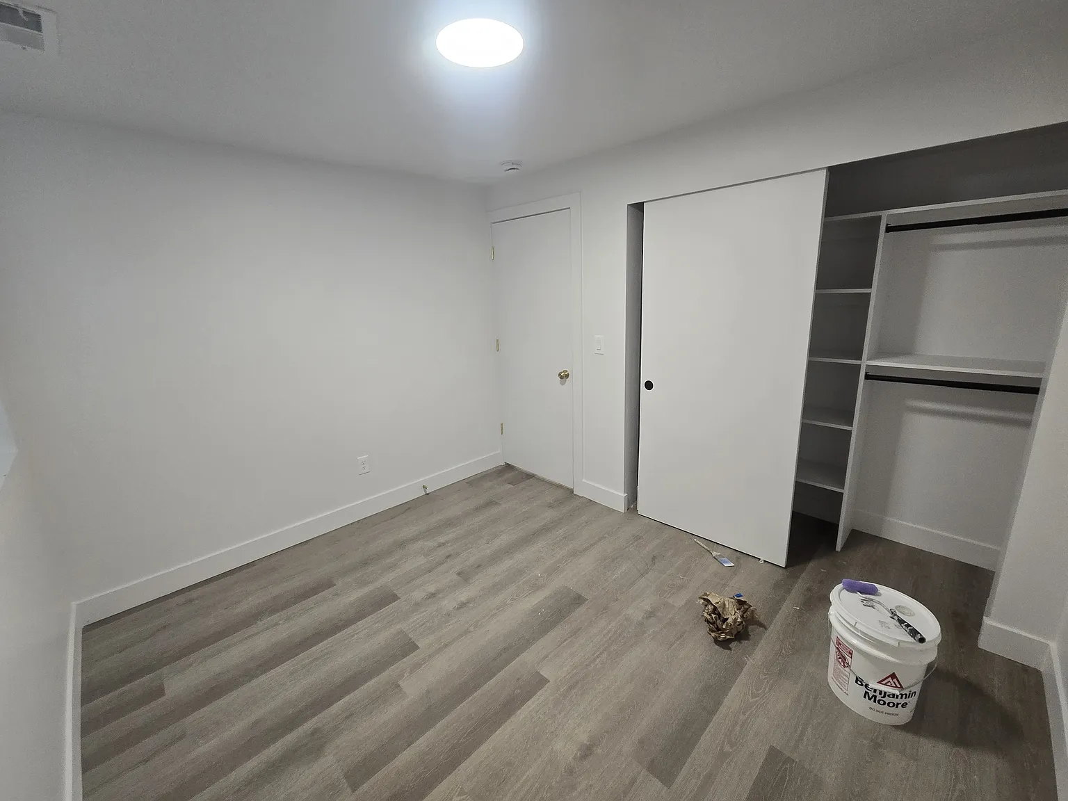 3 bed, 900 sqft, $1,800 — Photo 4