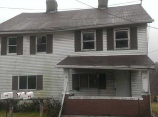 91 Circle Rd, Daisytown, PA 15427