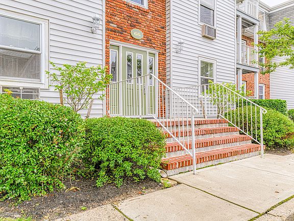 2nd image of 66 Whitefield Ave #214