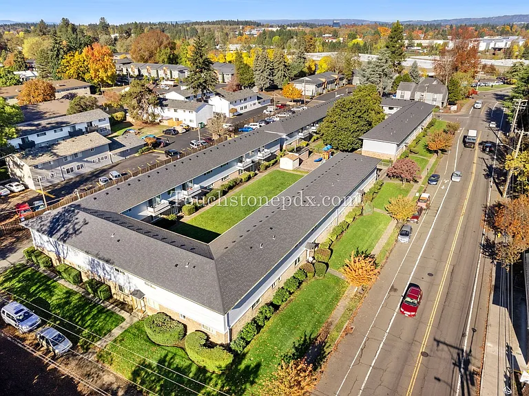 Beaverton Garden Court Apartments — Photo 15