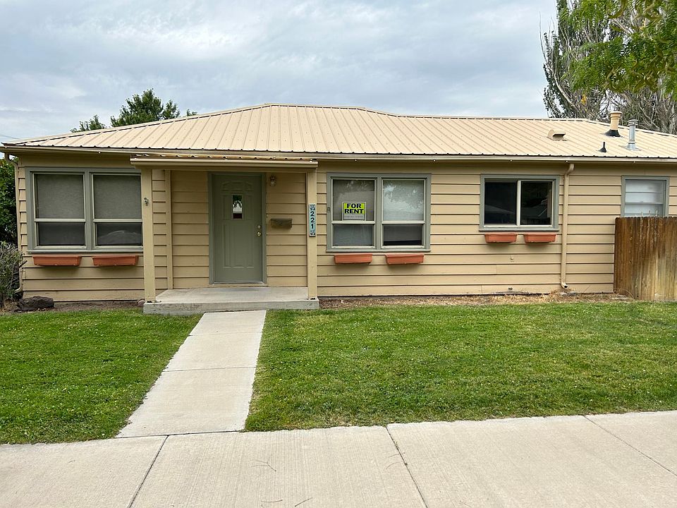 1st image of 221 Poncha Ave