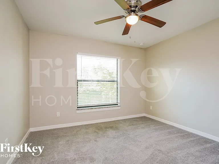 8432 Grove Rd — Photo 11