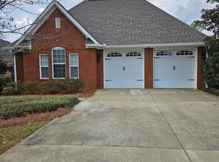 245 Stonegate Ln, Albany, GA 31721