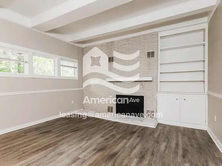 774224_004_living_room_13972882.jpg