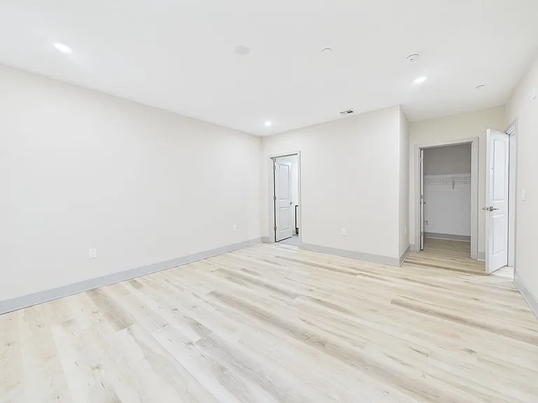 2nd Street Lofts -Newly Constructed Modern Apartments — Photo 12