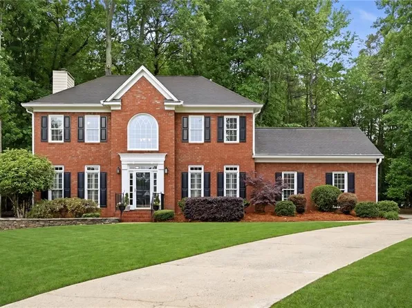 2472 Devon Wood Way NE, Marietta, GA 30066