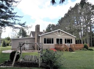 13940 Trout St, Mecosta, MI 49332