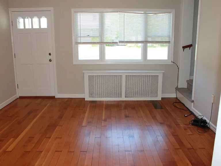 88A W Hanover Ave #A — Photo 5