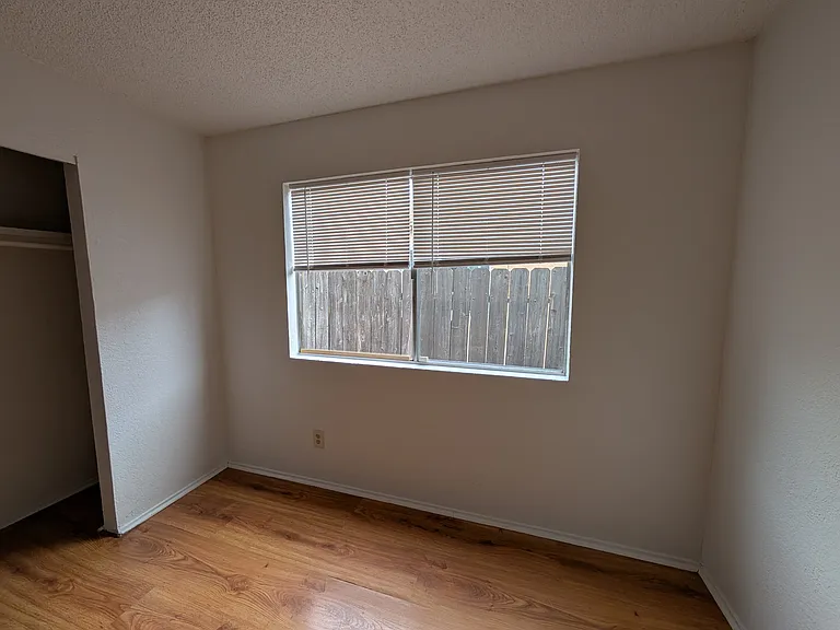 9227 Kelley Dr — Photo 12
