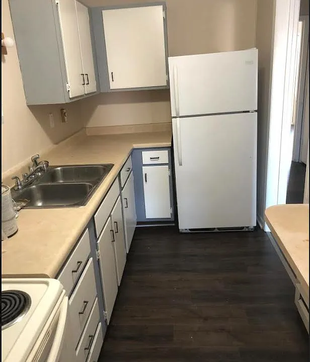 1680 Heritage Dr #2