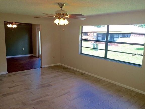 5th image of 533 Lake Mystic Ln