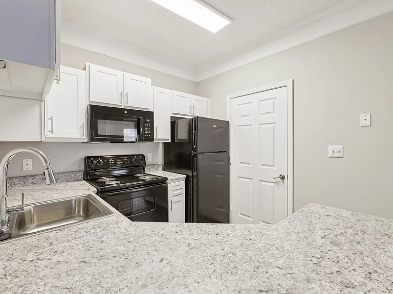 4305 Paxton Ln SW — Photo 30