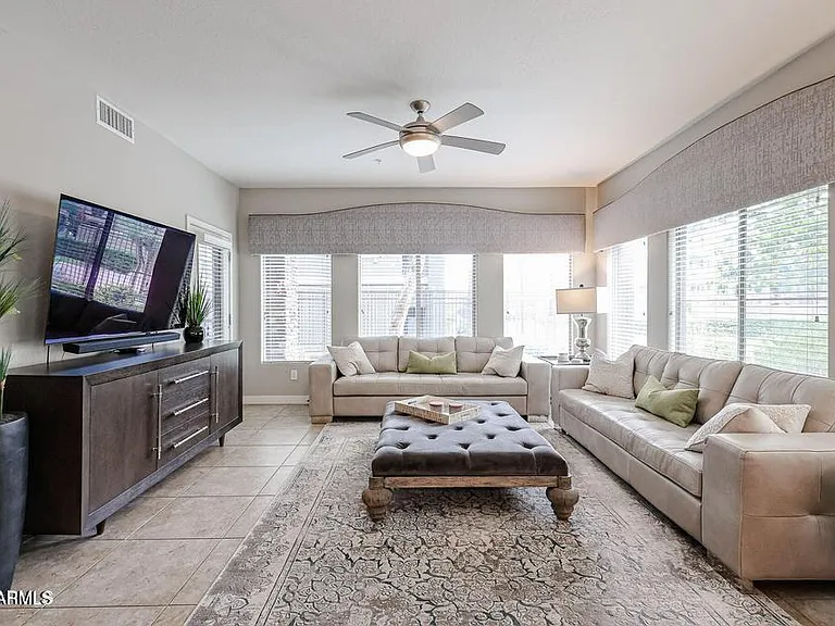 5450 E Deer Valley Dr #1186 — Photo 1