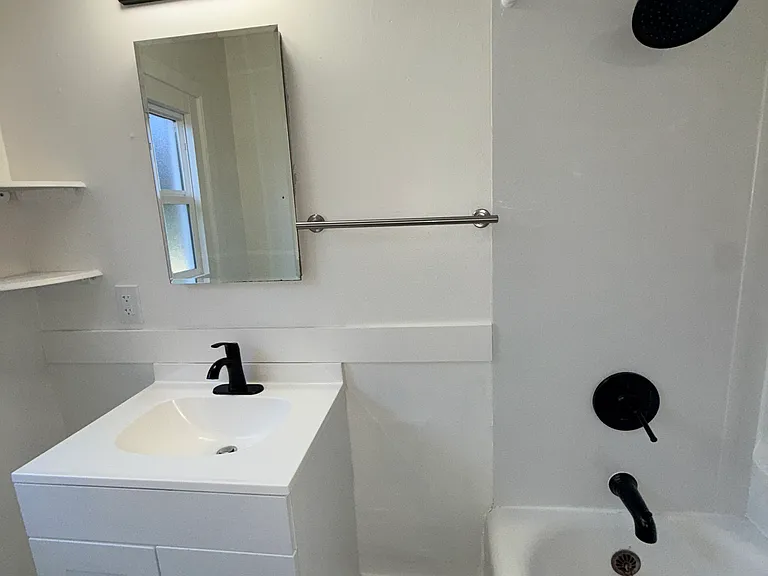 717 N 86th St #1 — Photo 9