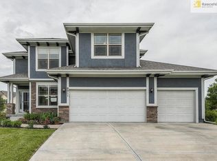 8911 Dunraven St, Lenexa, KS 66227