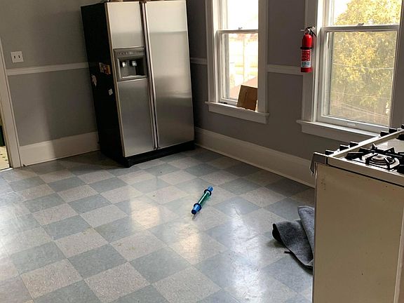 5th image of 822 E Auer Ave #A