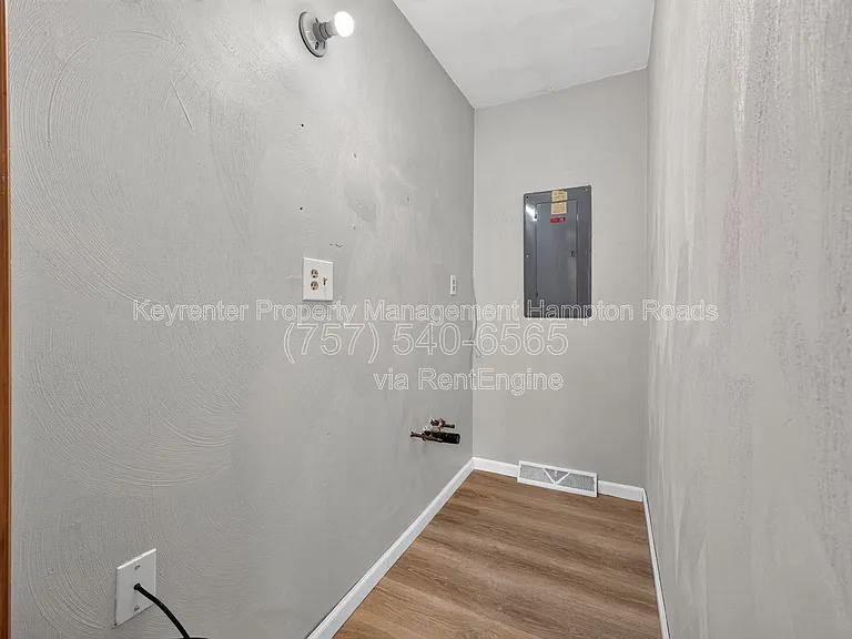 4503 Leeward Dr — Photo 8