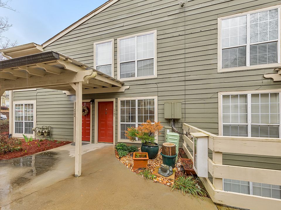 1st image of 1707 Riverview Dr SE