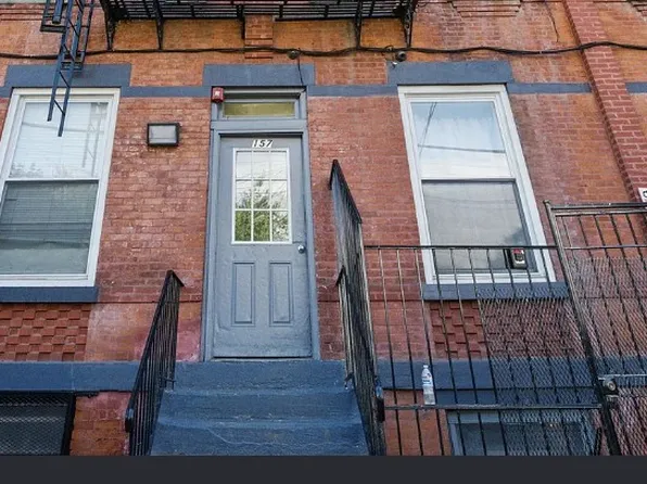 157 Christopher Columbus Drive image 1 of 6