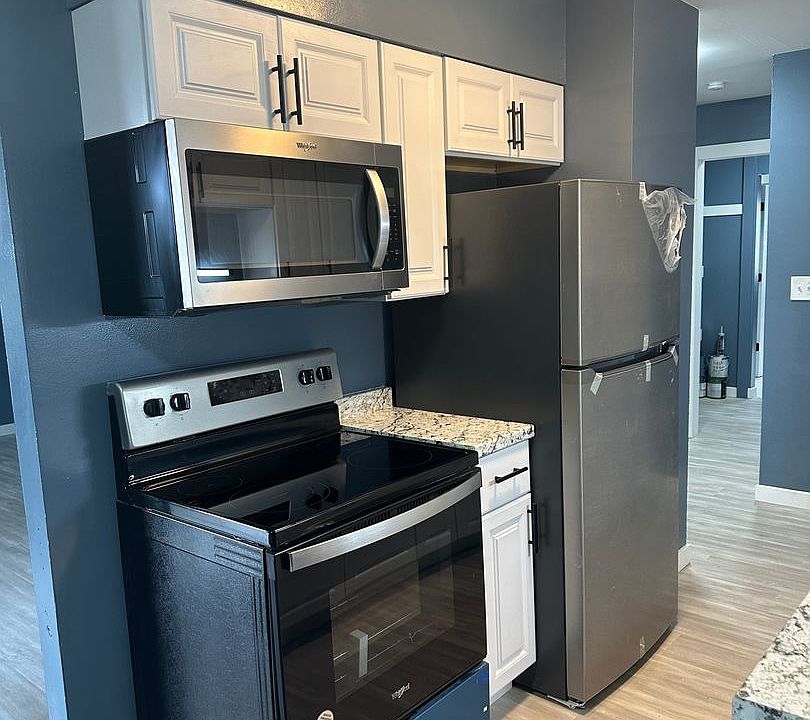 1st image of 801 Cannon Ln #801