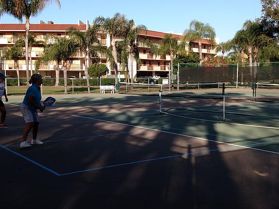 pickleball players