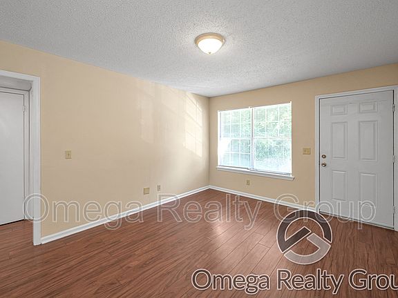 3rd image of 3600 24th St #204