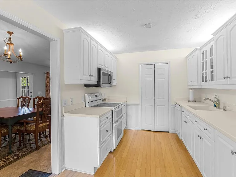 721 Timber Ridge Trl SW #D — Photo 20