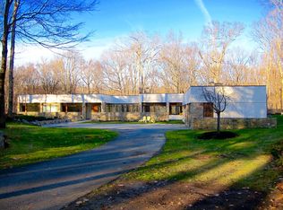 15 Colonel Sheldon Ln, Pound Ridge, NY 10576