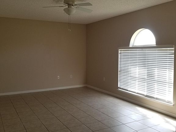 5th image of 1091 Ronlin St