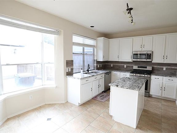 5th image of 4527 Plantation Colony Dr