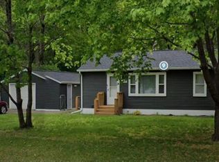 2233 Hillview Rd, Mounds View, MN 55112