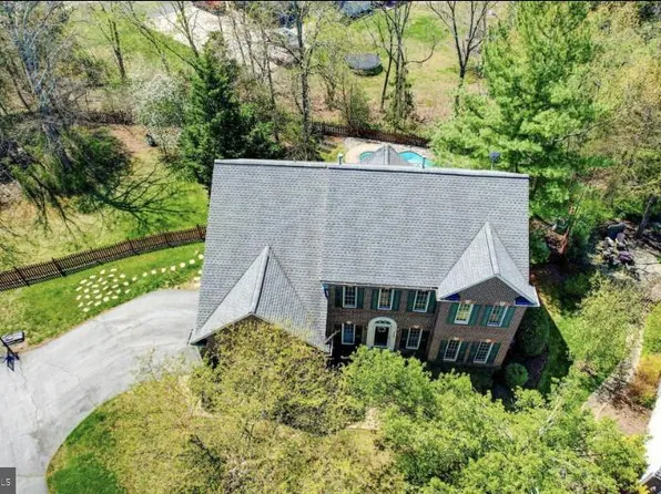 12698 Arthur Graves Jr Ct, Bristow, VA 20136