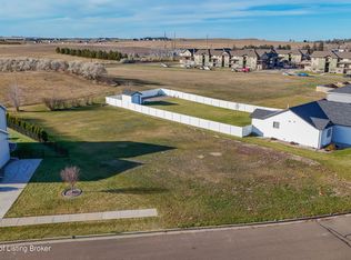 3351 Calvin Dr, Dickinson, ND 58601