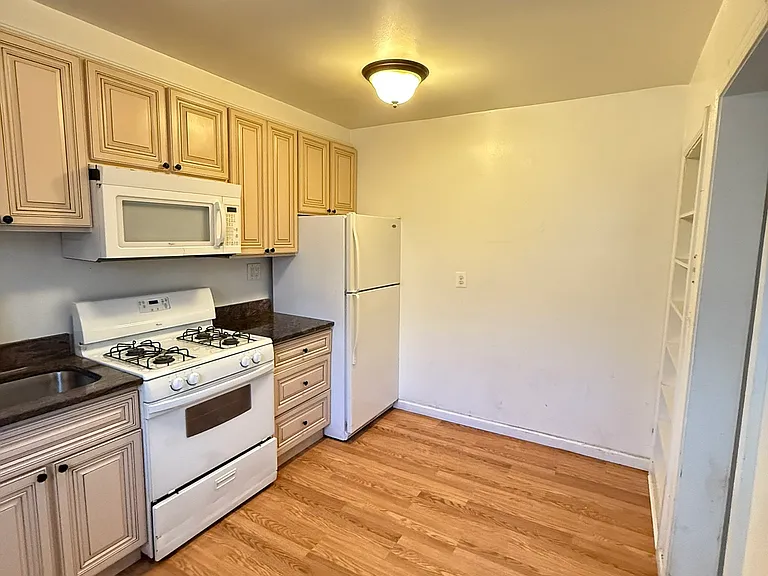 8316 Roanoke Ave #1 — Photo 2