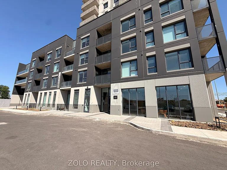 1333 Weber St E #108 — Photo 1