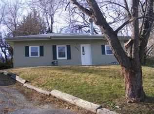 6350 Longwood Ct, Kansas City, KS 66104