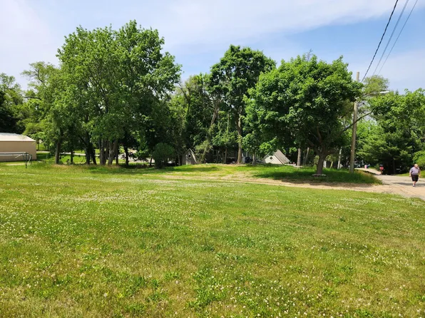 3918 Ash St, Kalamazoo, MI 49001