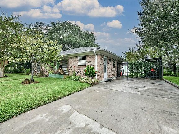 3rd image of 4318 Avenue O