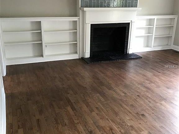 3rd image of 1122 Sunset Dr