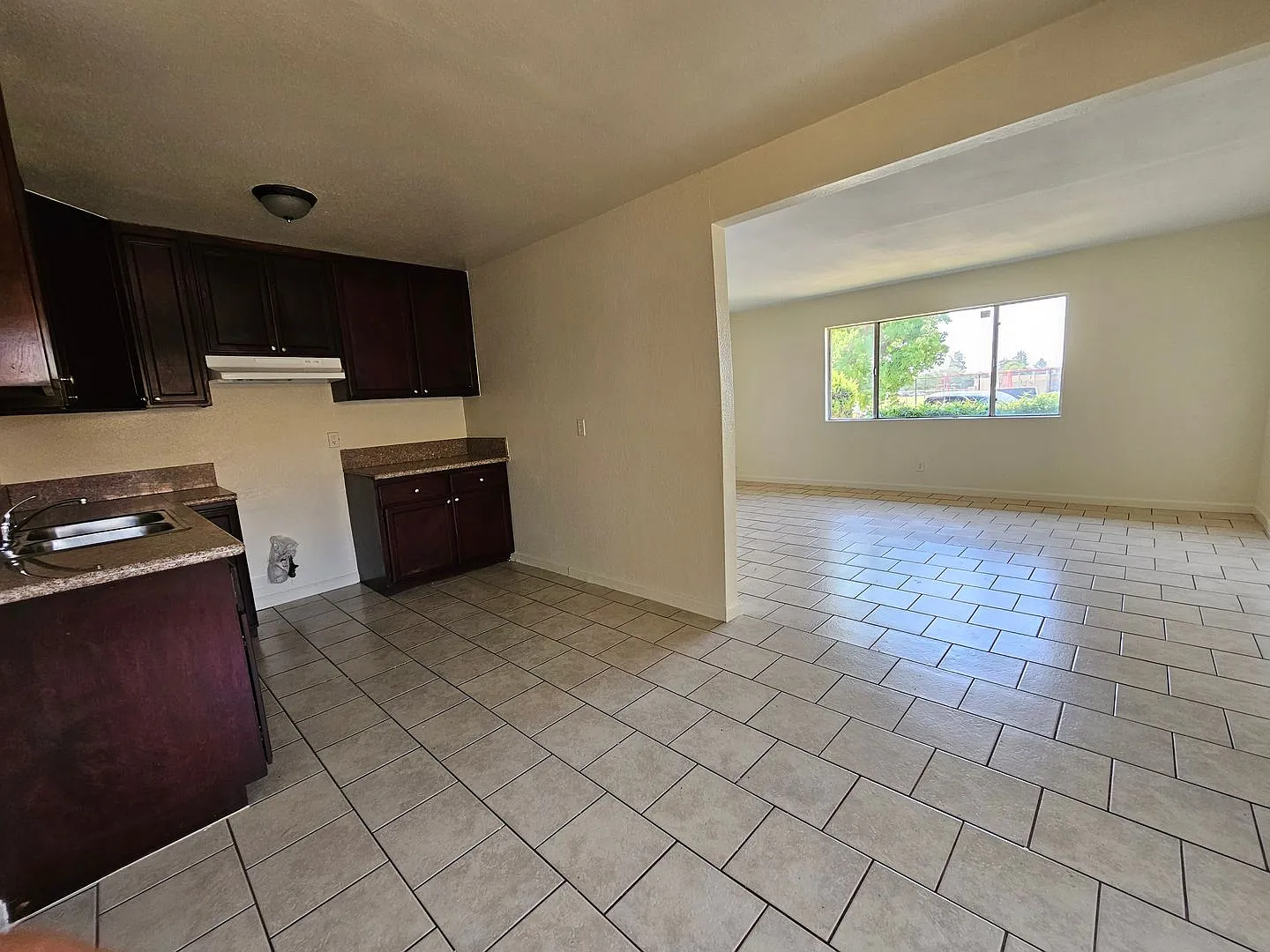 2 Bedroom 2 Bath Apartment! — Photo 4