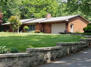 100 Cross Rd, Holyoke, MA 01040