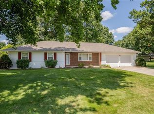 18106 Murphy Rd, Smithville, MO 64089