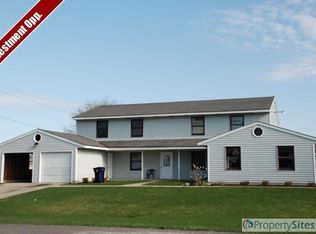 5 E 48th St, Holland, MI 49423