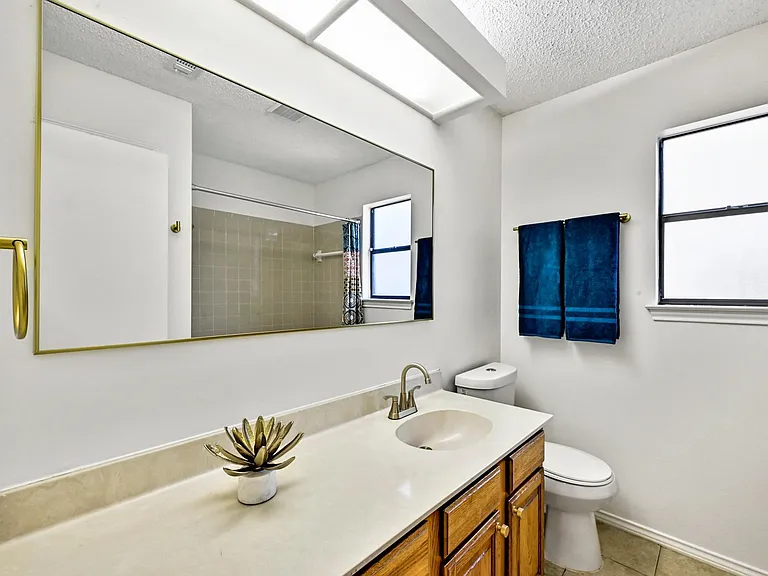 7403 Dallas Dr — Photo 23