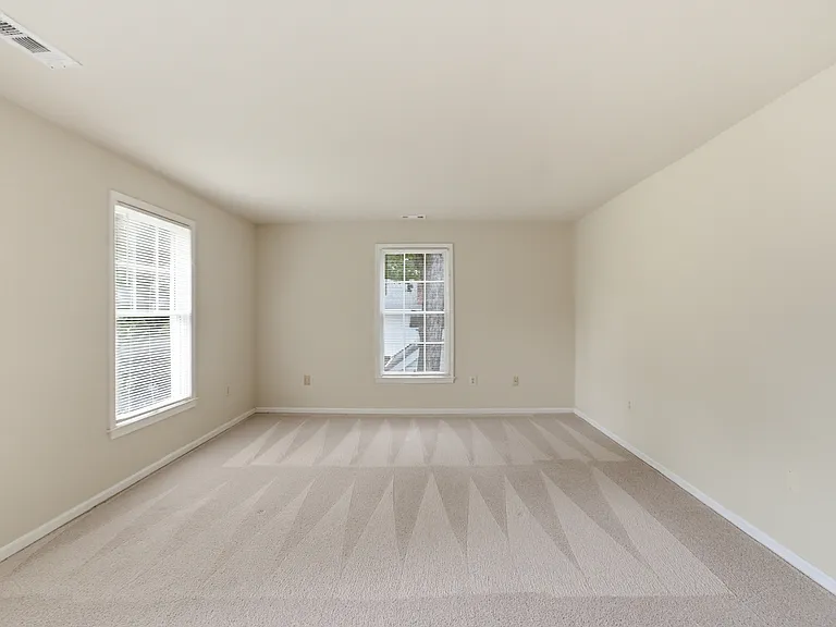 2725 Oldewood Dr — Photo 20