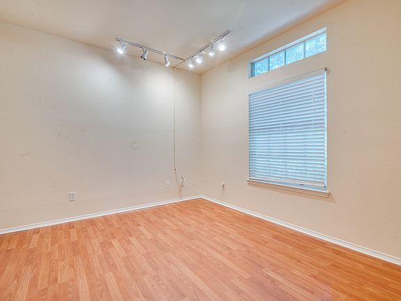 5th image of 7909 Country Home Dr