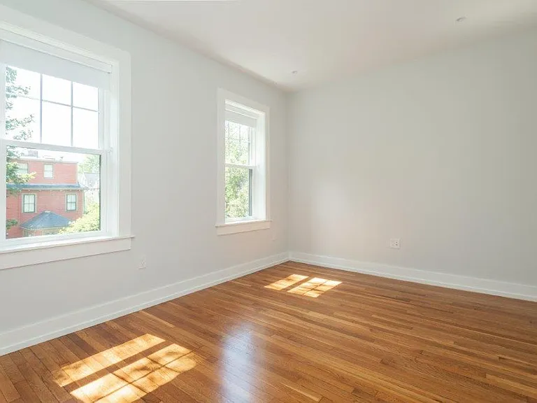19 Forest St #23D — Photo 16